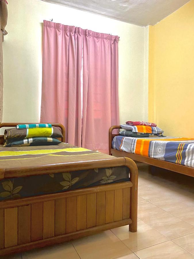 Smilez Homestay H102 & A306 At Pd Perdana Kondo Resort Port Dickson Exterior foto
